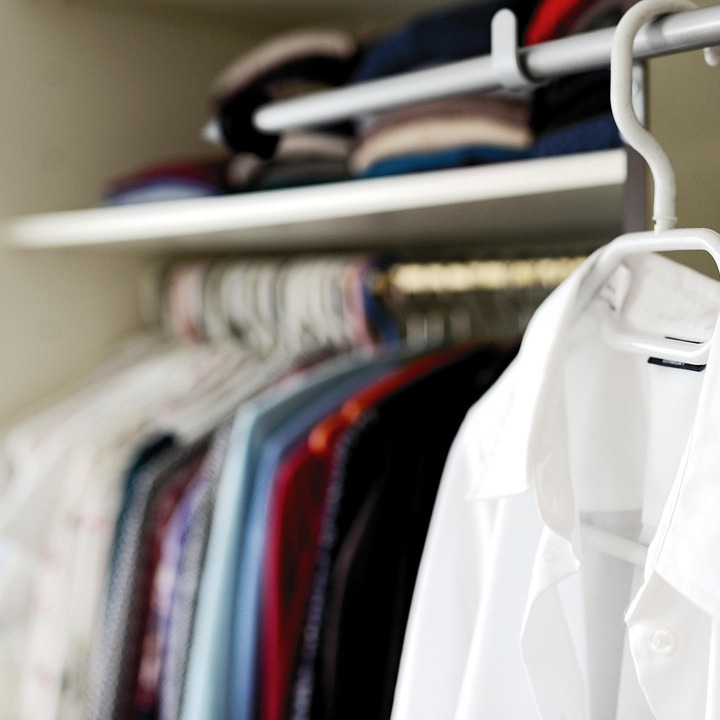 merchandiser meeting garments